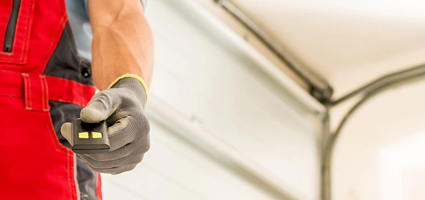 Residential Garage Door Security in Stevenson Ranch, California