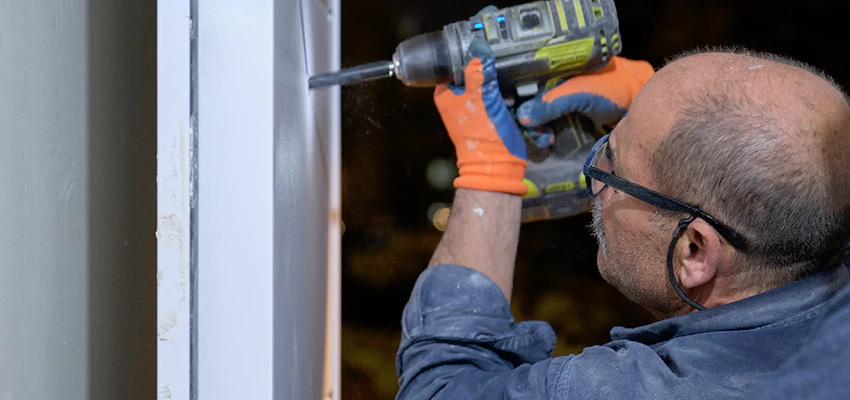 Residential Locksmith Keyless Entry Lock Replacement in Stevenson Ranch, CA