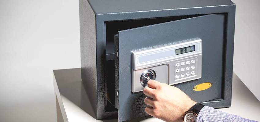 Jewelry Safe Unlocking Service in Stevenson Ranch, California