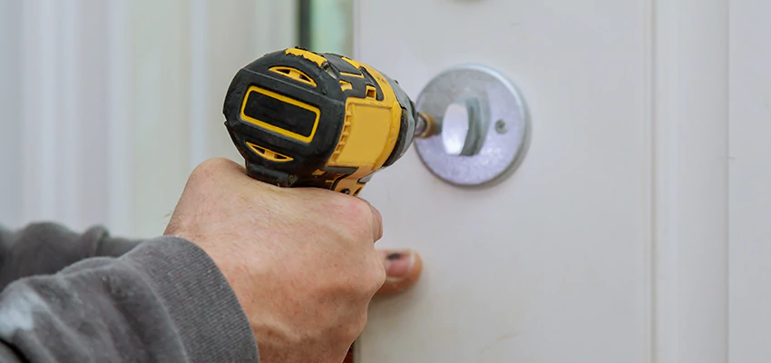 Street Locksmith For Smart Lock Repair in Stevenson Ranch, CA